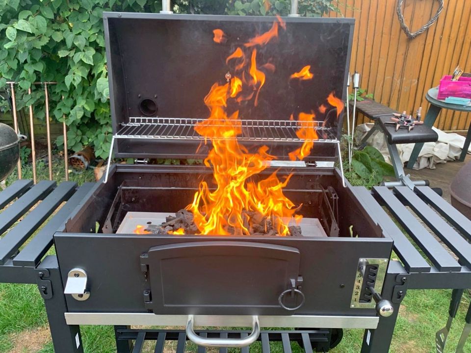 CosmoGrill Outdoor XXL Smoker Barbecue Charcoal Portable BBQ Grill Garden