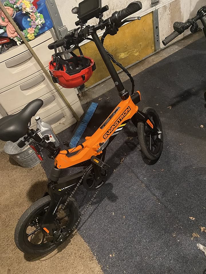 Swagcycle EB-7 Elite Plus Folding Electric Bike withRemovable Battery